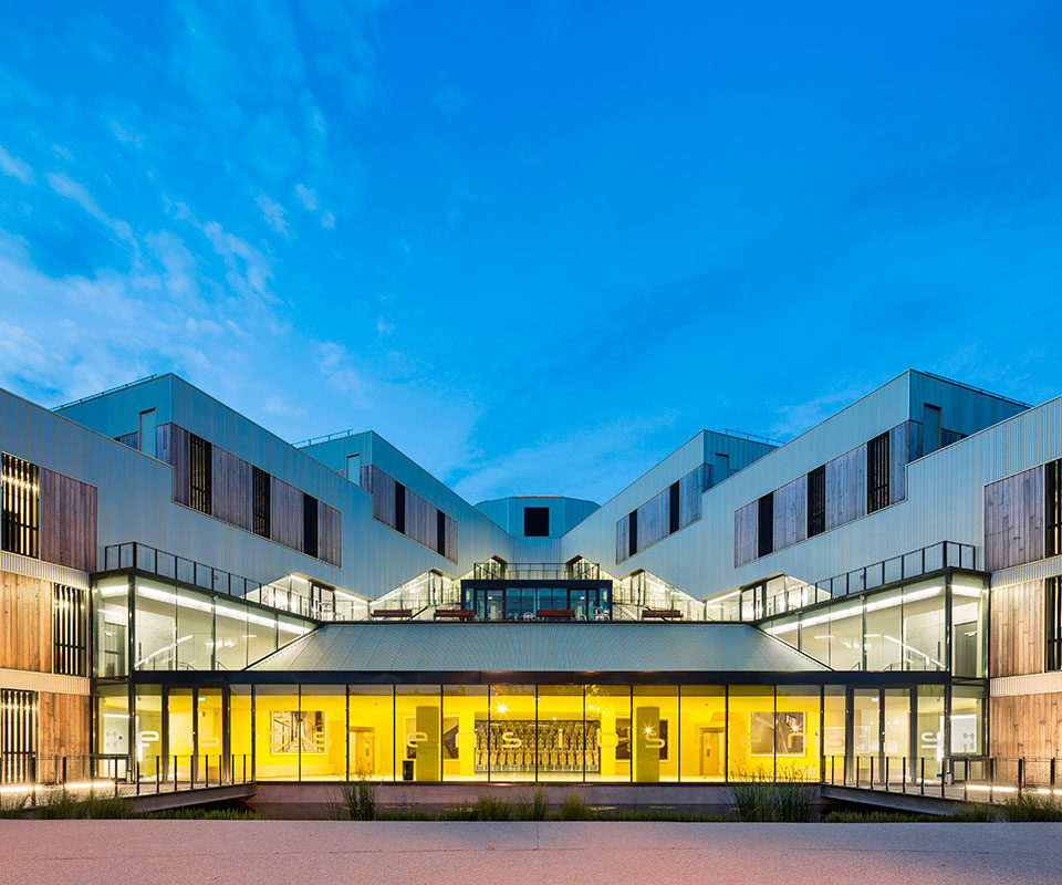 filedwork-image-une Bâtiment pensé par les architectes paysagistes de Fieldwork, client de l'agence web Poush