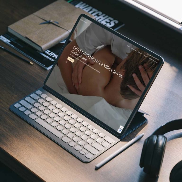 One page Corine Senné