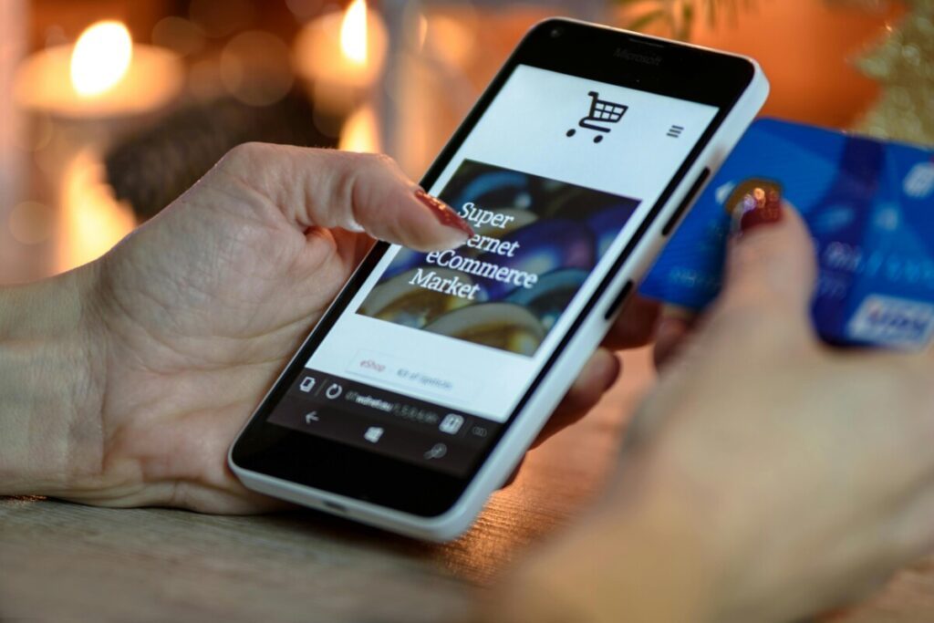 Téléphone portable avec e-commerce