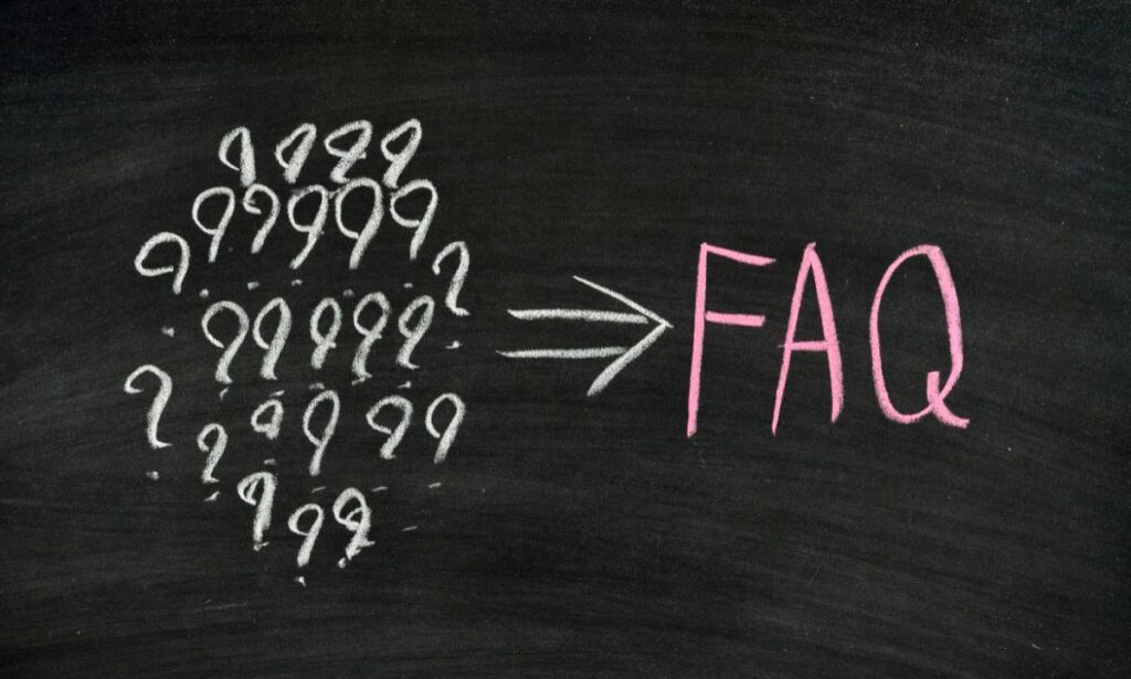 Un fond noir représentant une FAQ pour répondre à des questions